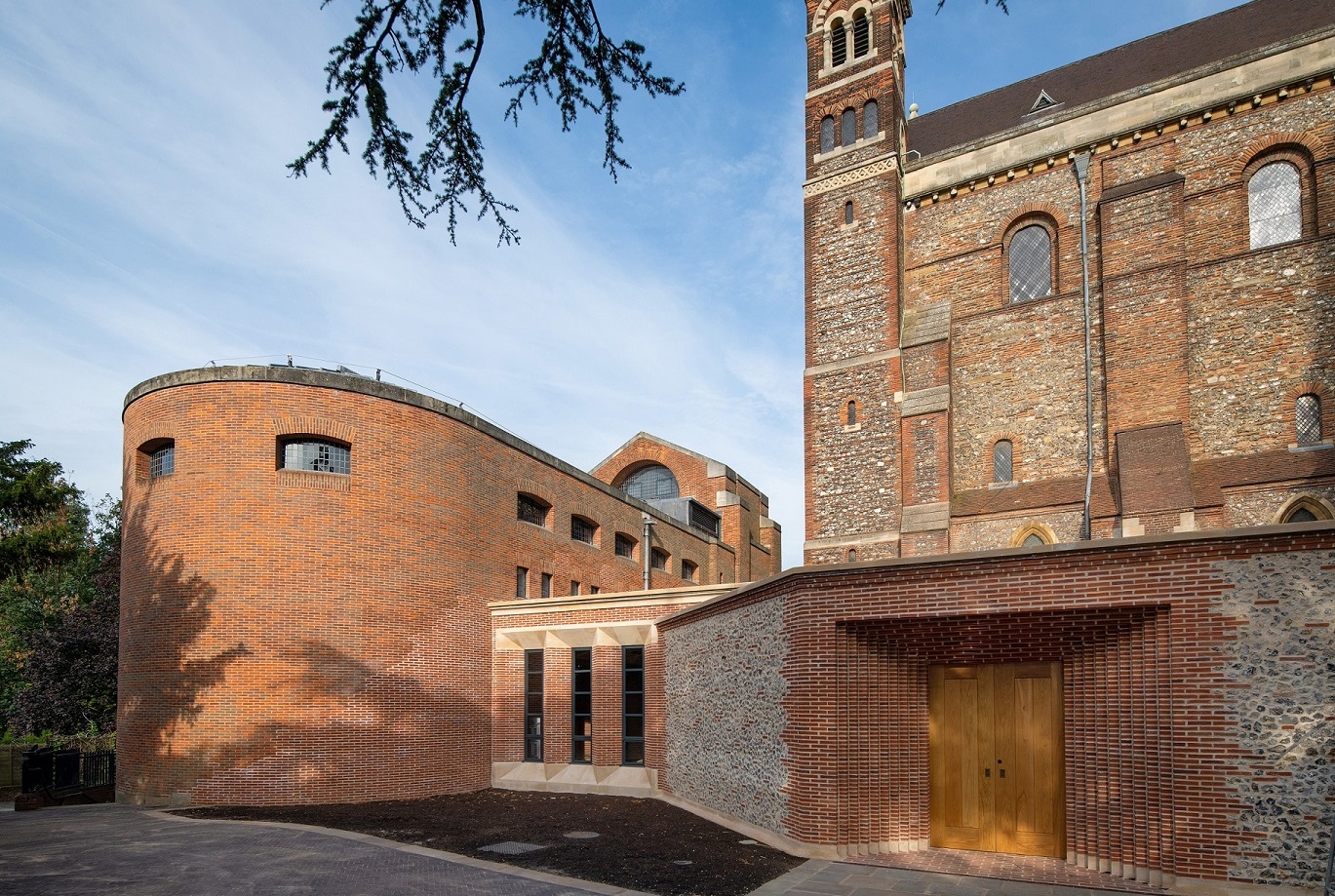 St Albans Cathedral Welcome and Learning Centre – RIBA east Award Winner 2021! 